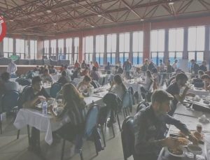 Öğrencilerin yemek fiyatına üniversiteden rekor artırım