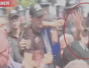 Polis CHP’li vekilleri tartakladı!