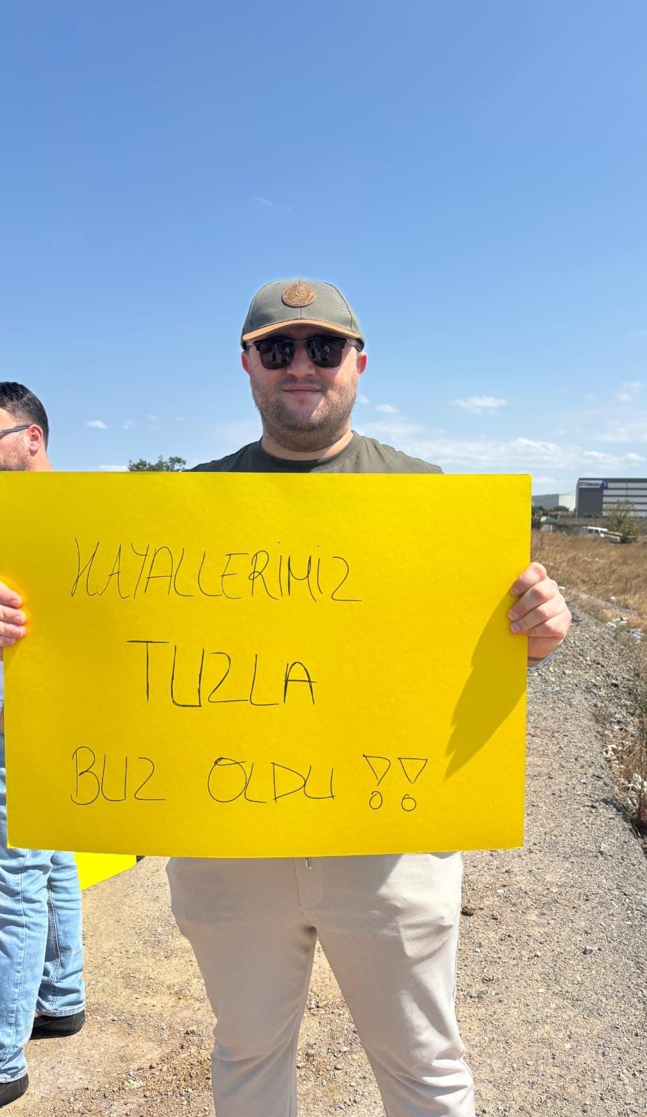 TOKi hak sahiplerini sürgüne zorluyor: Sazlıbosna’ya Tuzla’dan insan sevkiyatı