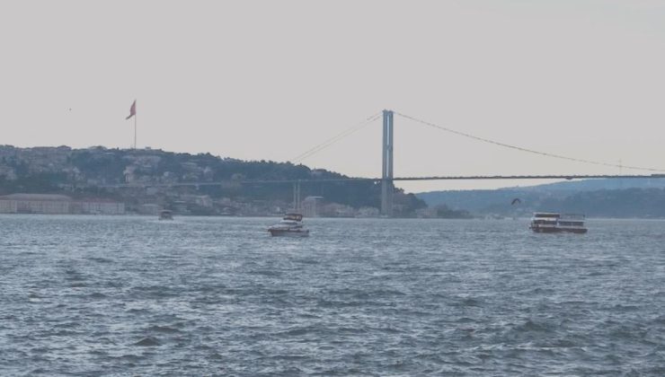 Yedekli gemi geçişi nedeniyle İstanbul Boğazı gemi trafiğine kapatıldı