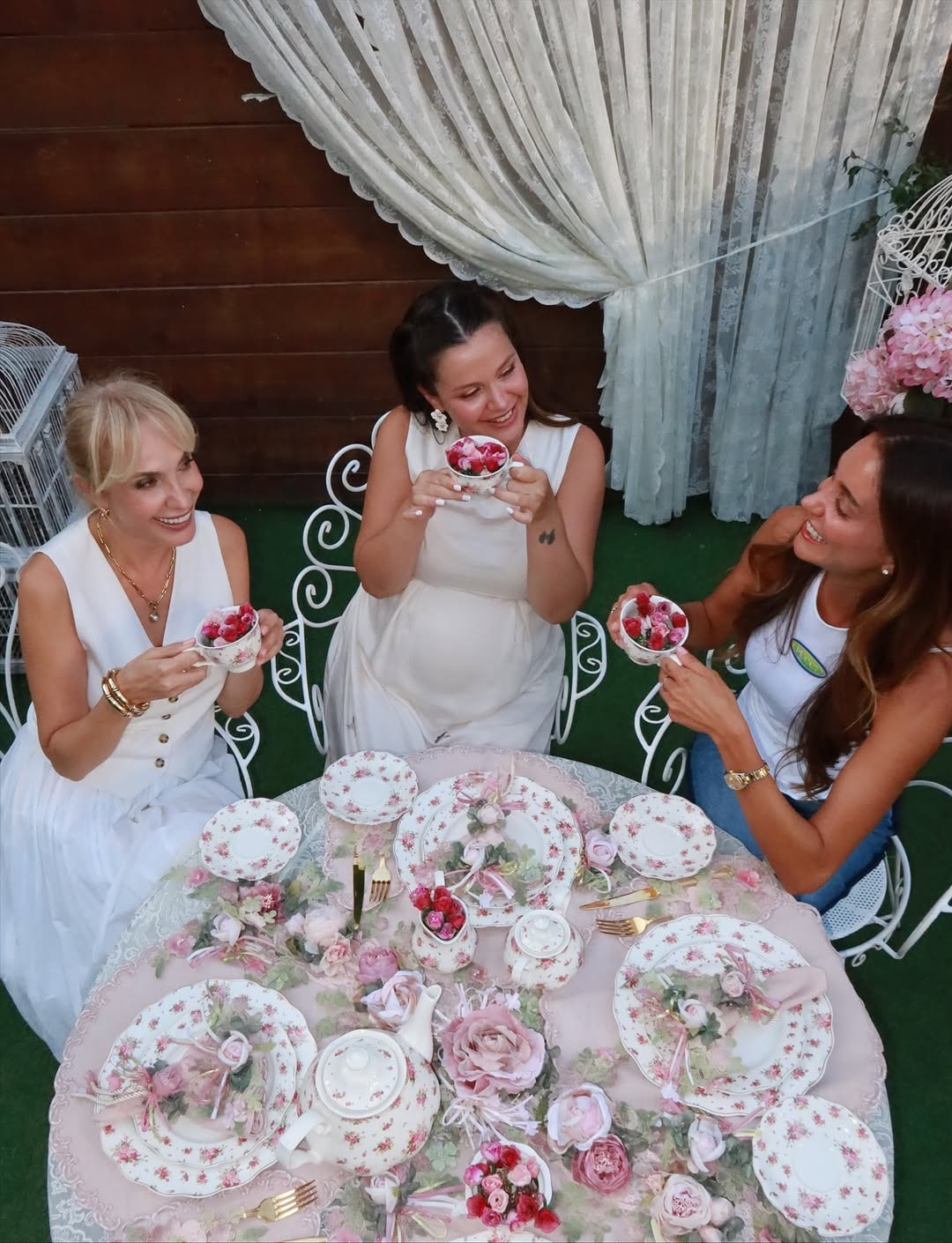 Kızına kavuşmak için gün sayıyor... İrem Helvacıoğlu'nun baby shower partisi